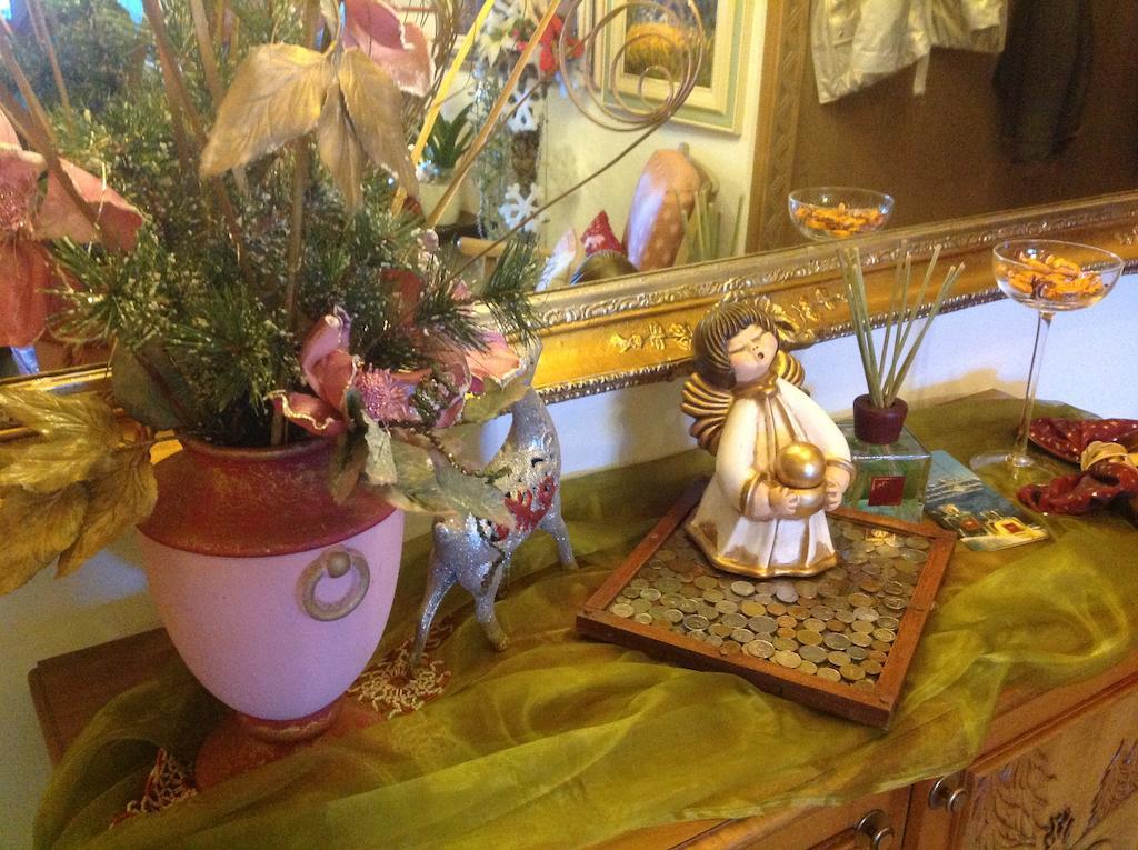 Hotel Garni St. Hubertus Madonna Exteriör bild